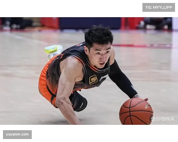 山东高速高诗岩斩获三双数据 克里斯24+14统治禁区助队大胜 山东高速高诗岩斩获三双数据 克里斯24+14统治禁区助队大胜